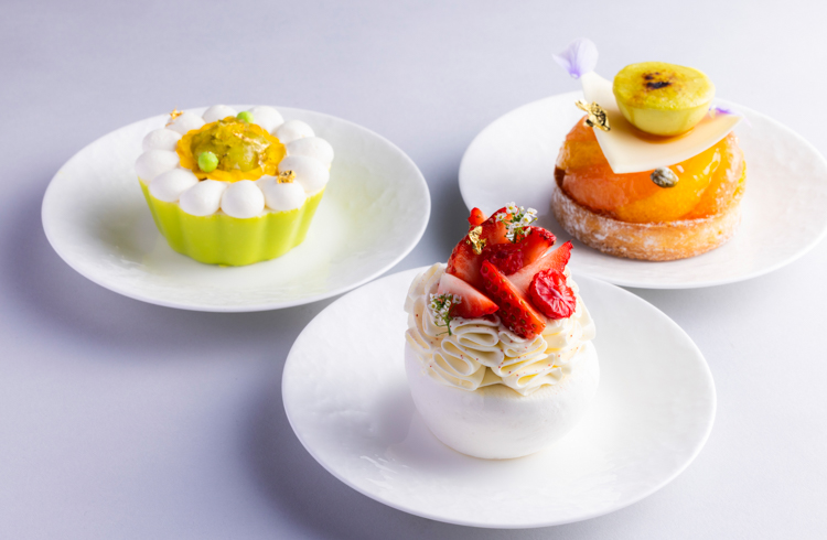 季節の新作ケーキで優雅なティータイムケーキセット＆テイクアウトで