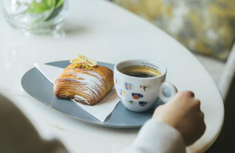 ヒルトン モーニングブレッド＆コーヒー